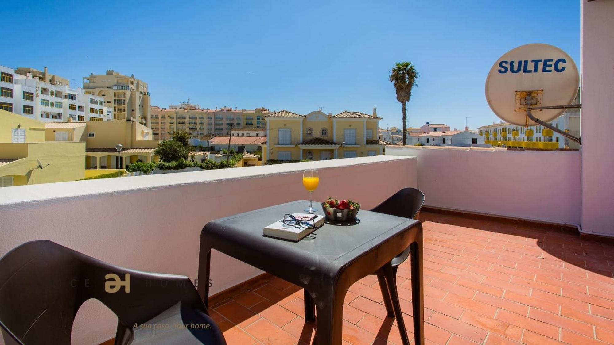 Greice Homes-650 Meters From The Beach, 4 Bedrooms Villa For Holidays In Vilamoura-กัวเตย์รา ภายนอก รูปภาพ